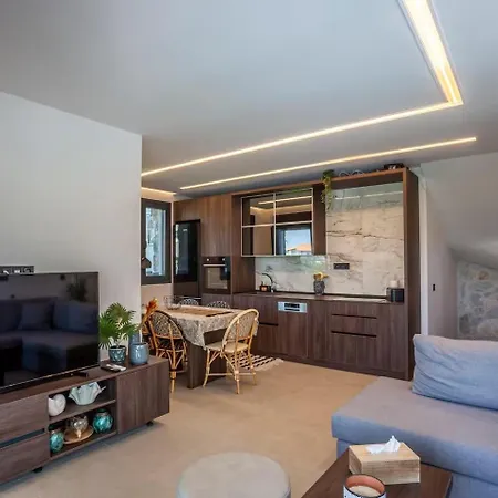 La Penny Luxe Pefkochori