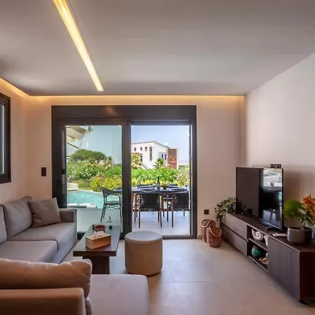 La Penny Luxe Pefkochori